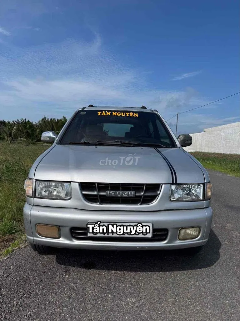 Isuzu Hilander