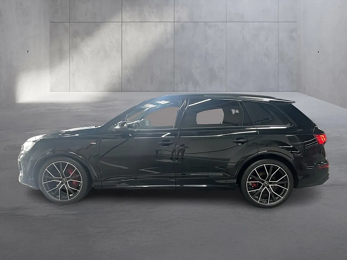 Audi Q7 2025 photo 2