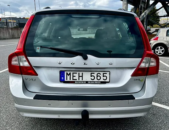 Volvo V70 2012 photo 4