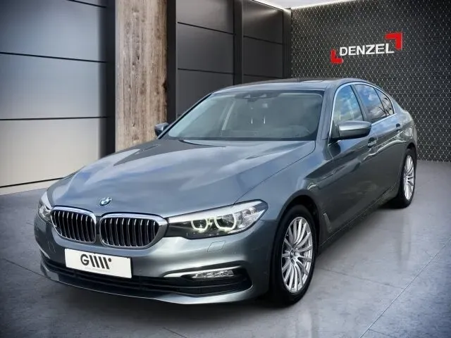 BMW 5 Series 2017 photo 2