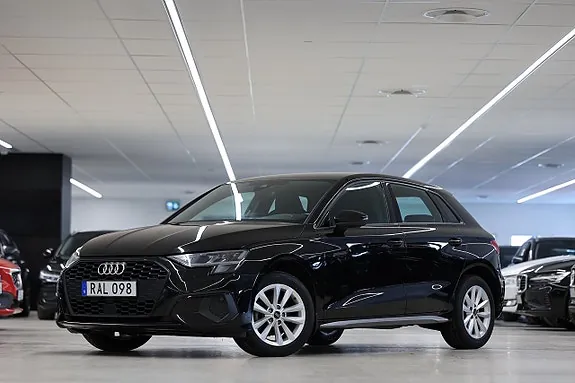 Audi A3 2023 photo 3