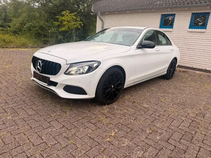 Mercedes-Benz C200
