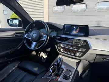 BMW 5 Series 2019 photo 3