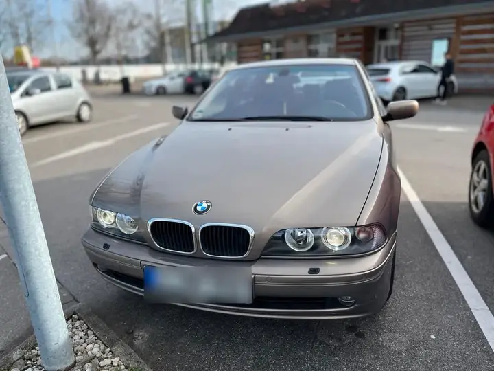 BMW 530I