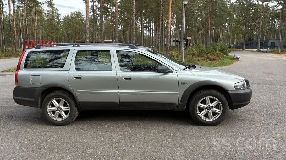Volvo Xc70 2004 photo 2