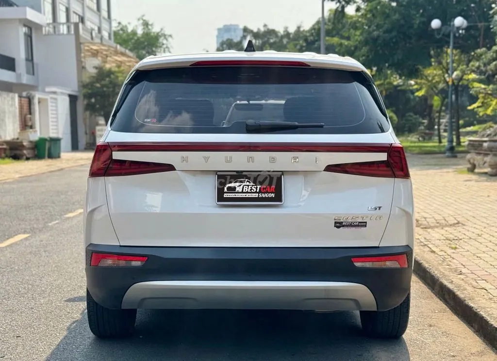 Hyundai Custin 2024 photo 2
