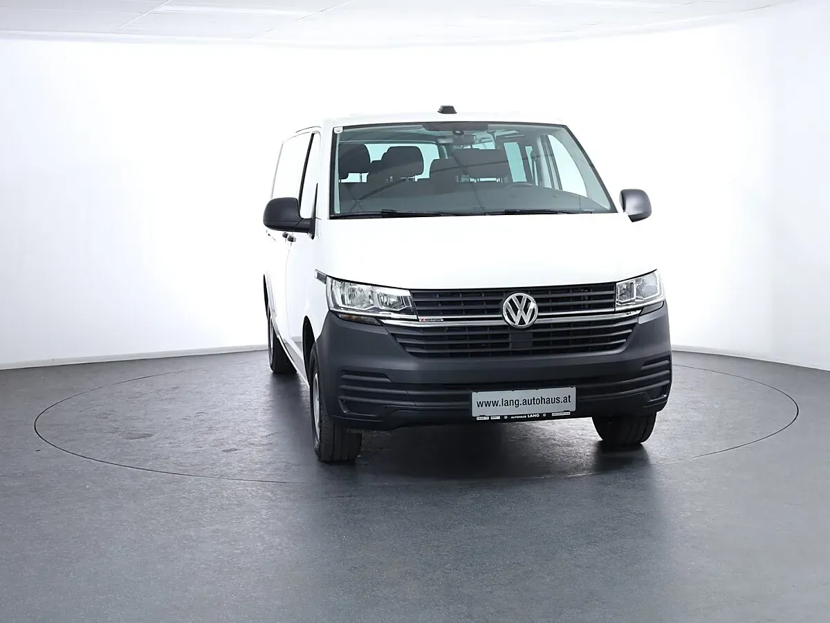 Volkswagen T6 Transporter 2024 photo 2