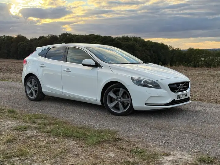 Volvo V40 2013 photo 4