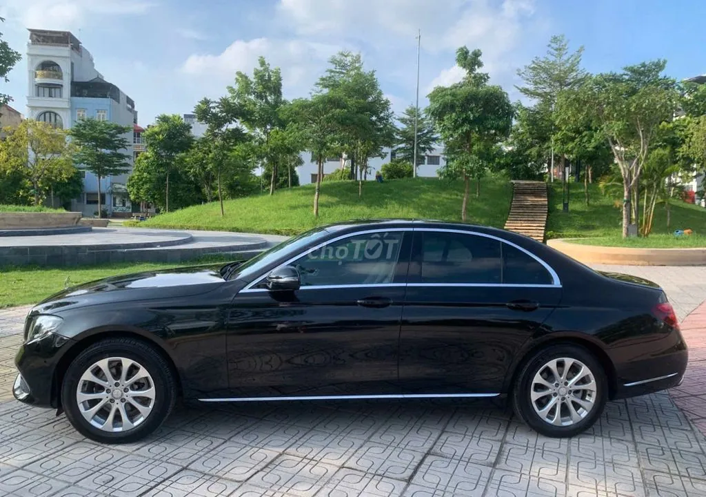 Mercedes-Benz E-Class 2016 photo 4