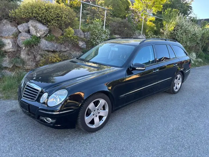 Mercedes-Benz E-Class 2007 photo 2