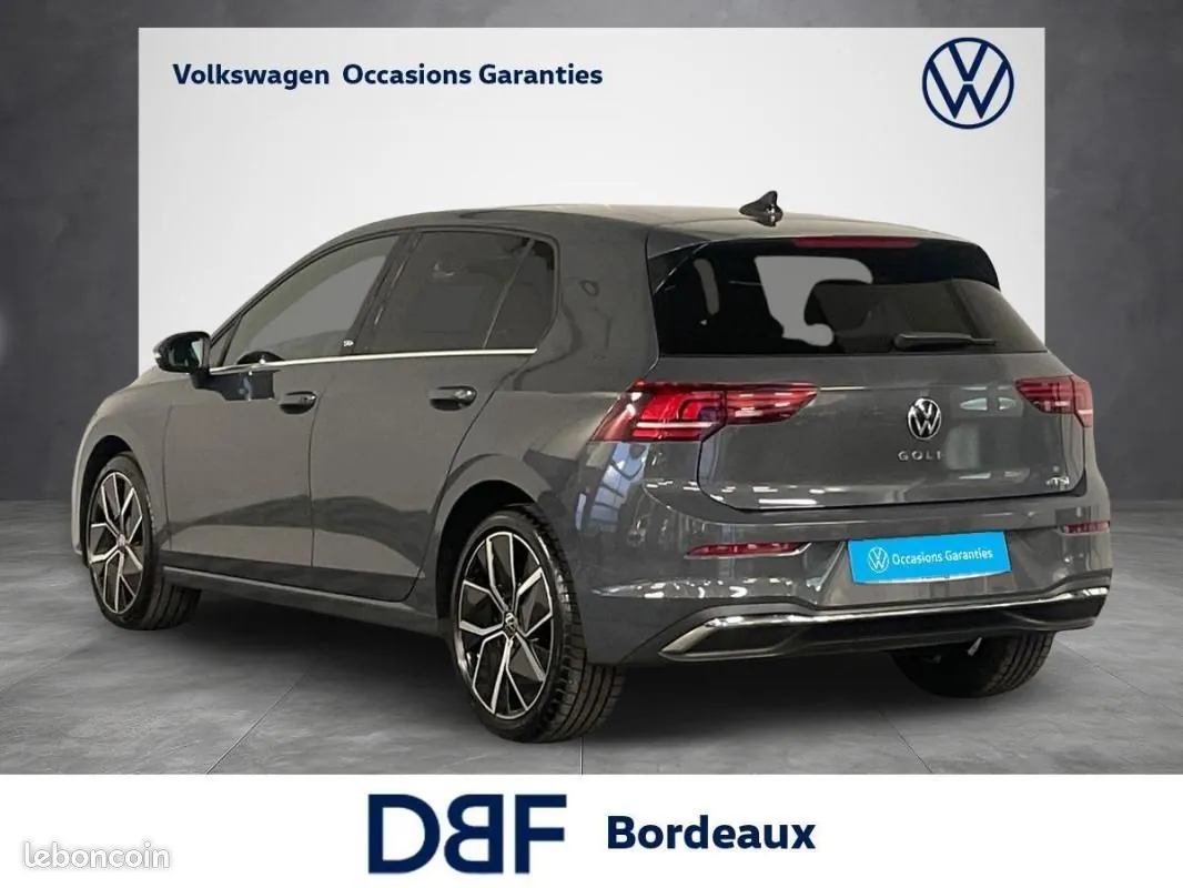 Volkswagen Golf 2024 photo 3