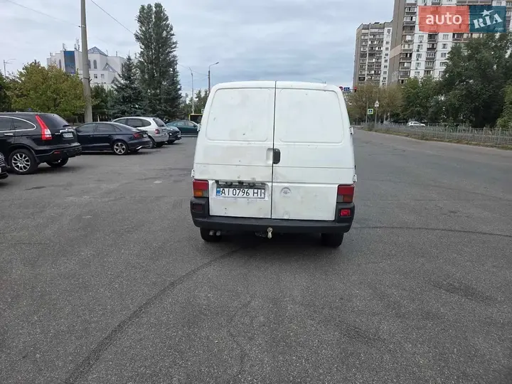 Volkswagen Transporter 2001 photo 4