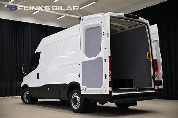 Iveco Daily 2023 photo 5