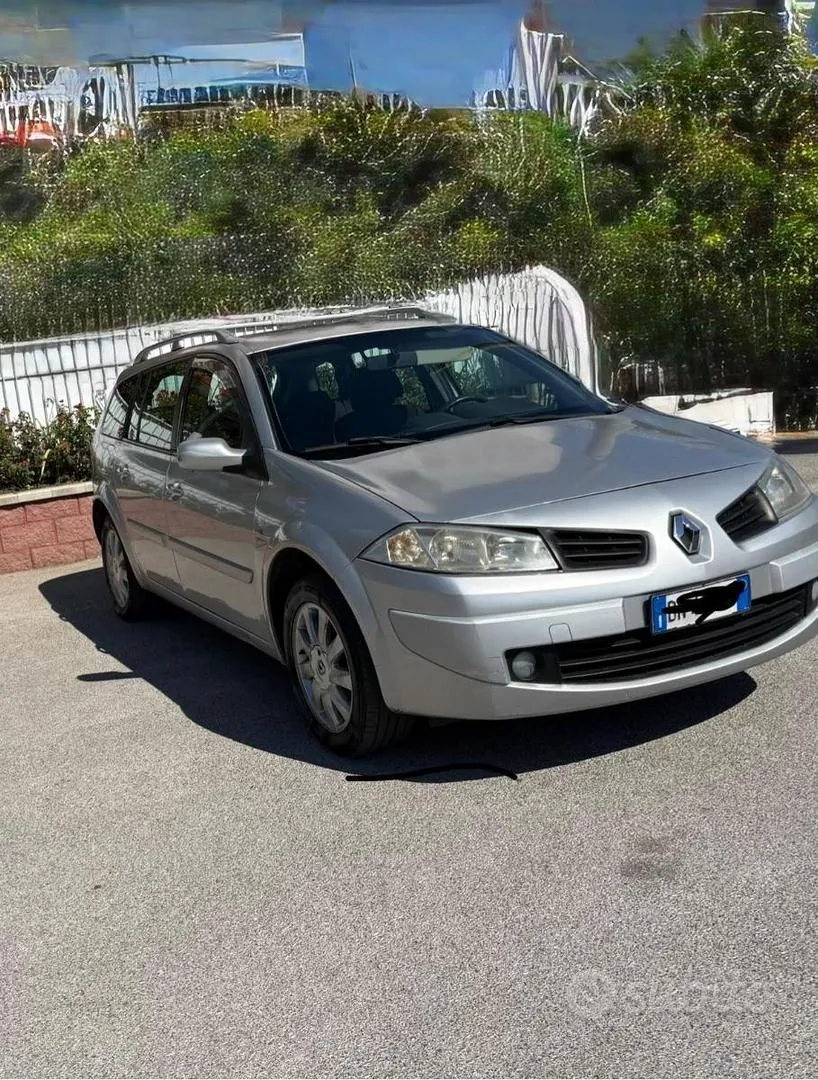 Renault Megane 2008 photo 2