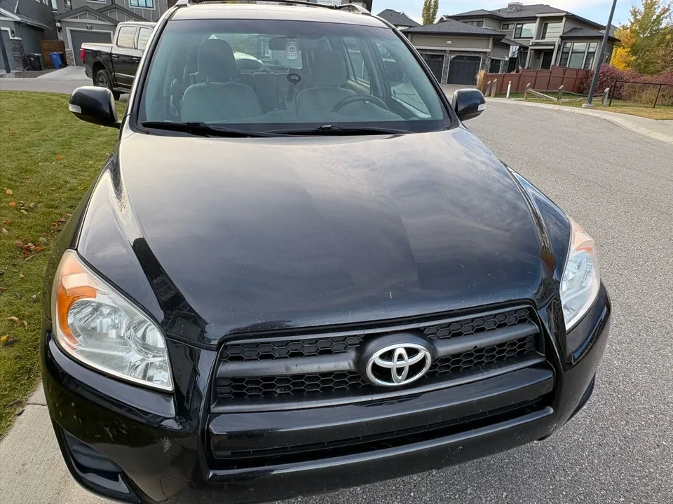 Toyota Rav4 2010 photo 4