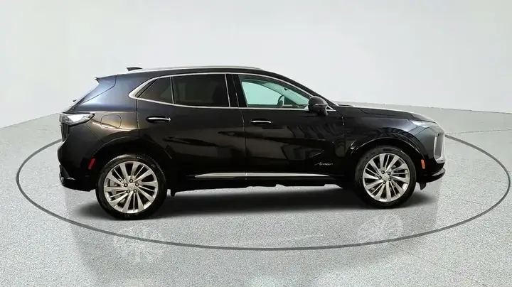 Buick Envision 2026 photo 2