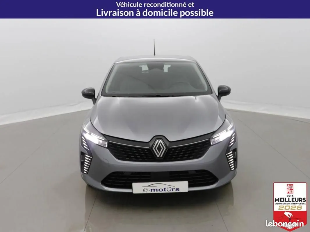 Renault Clio 2024 photo 2
