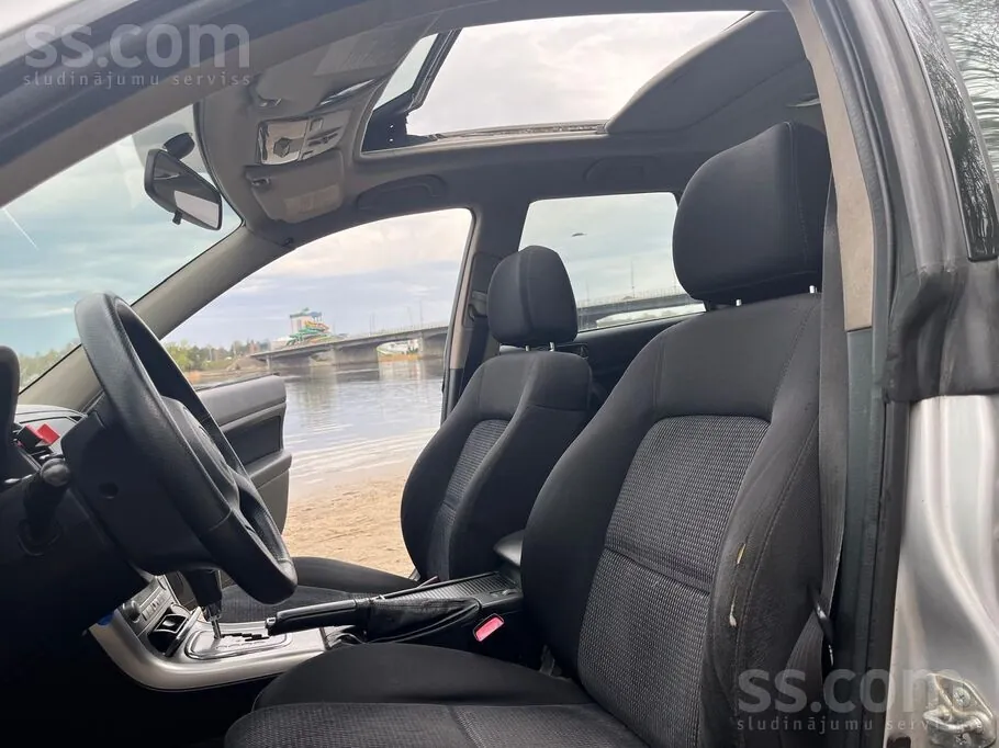Subaru Outback 2005 photo 4