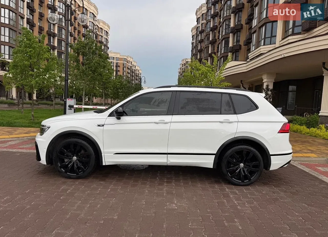 Volkswagen Tiguan 2020 photo 2