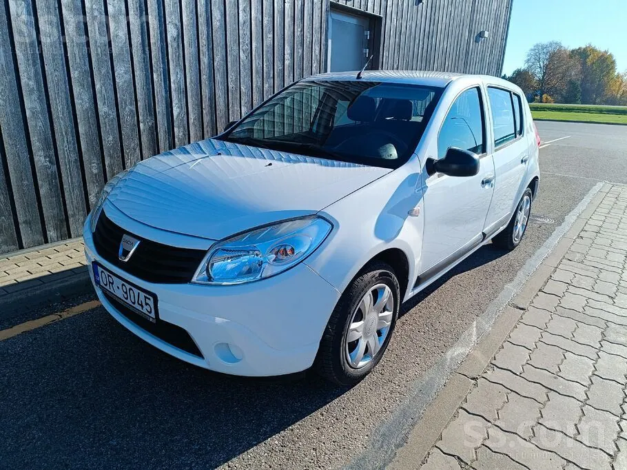 Dacia Sandero 2009 photo 4