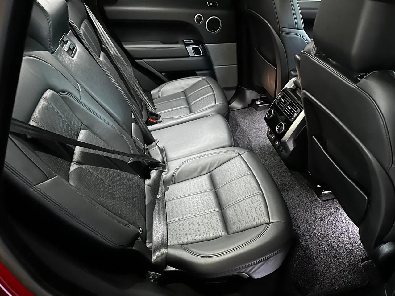 Land Rover Range Rover Sport 2018 photo 5