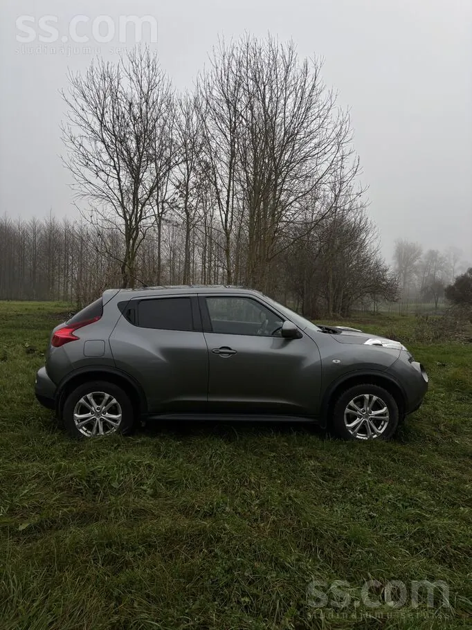 Nissan Juke 2011 photo 3