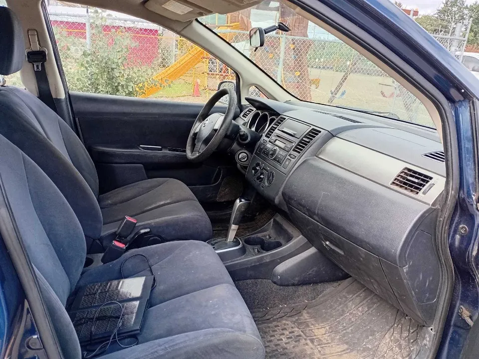 Nissan Versa 2008 photo 4