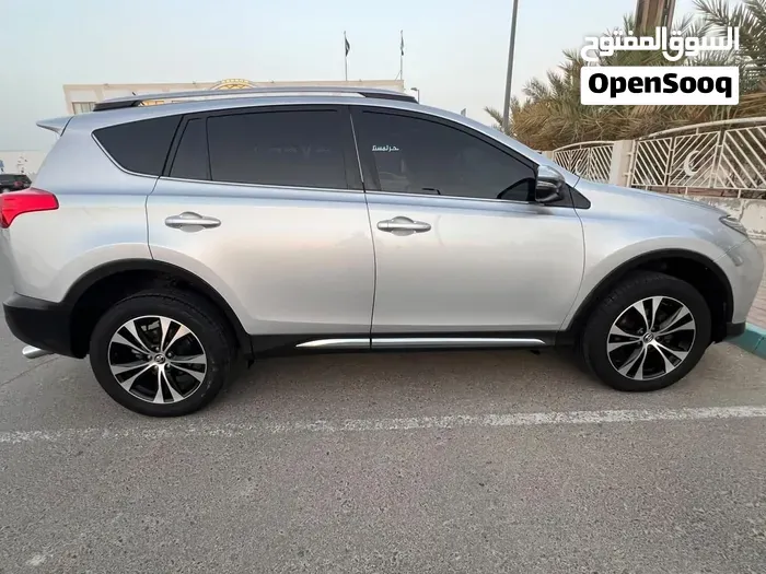 Toyota Rav 4 2015 photo 2