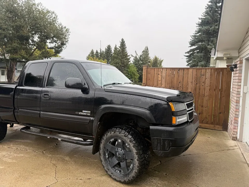Chevrolet Silverado 2500 2006 photo 4