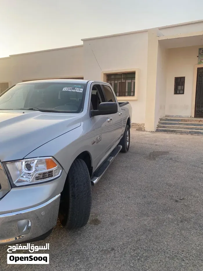Dodge Ram 1500 Slt Big Horn 2016 photo 3