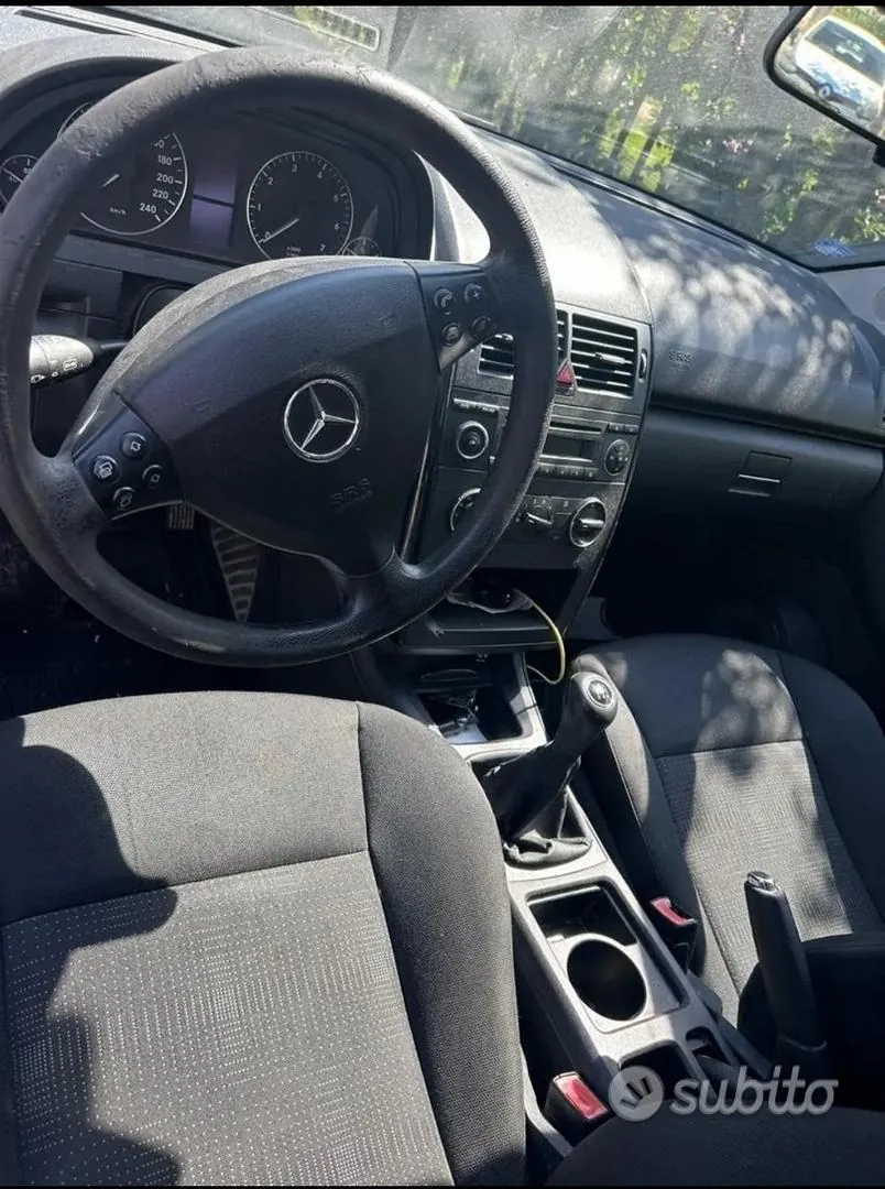 Mercedes-Benz A-Class 2008 photo 2
