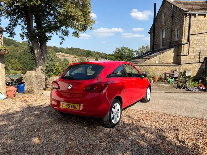 Vauxhall Corsa 2015 photo 2