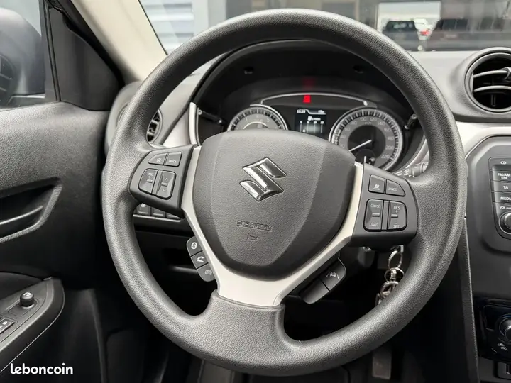 Suzuki Vitara 2021 photo 4