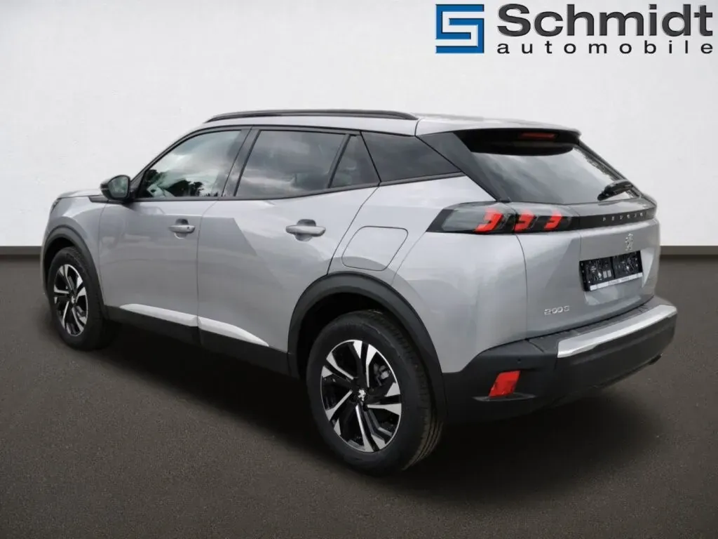 Peugeot 2008 2022 photo 3