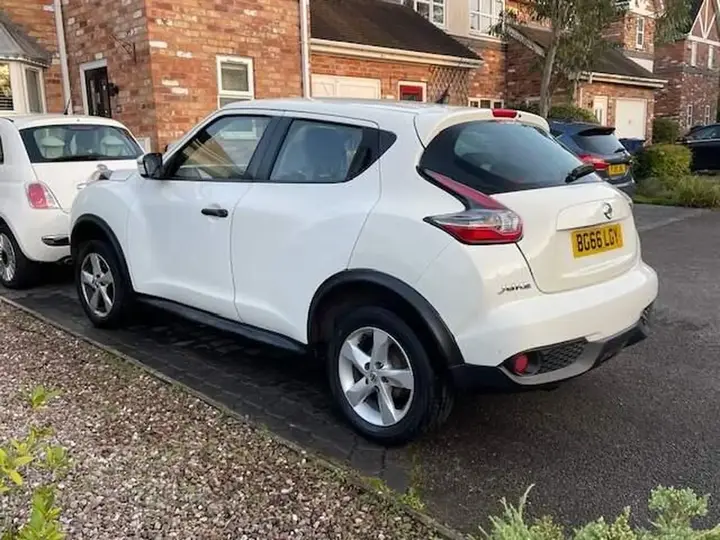 Nissan Juke 2016 photo 4