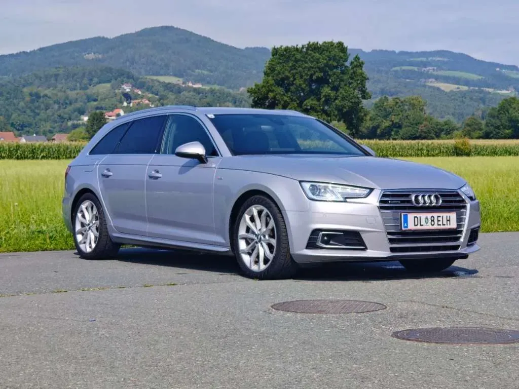 Audi A4 2018 photo 2