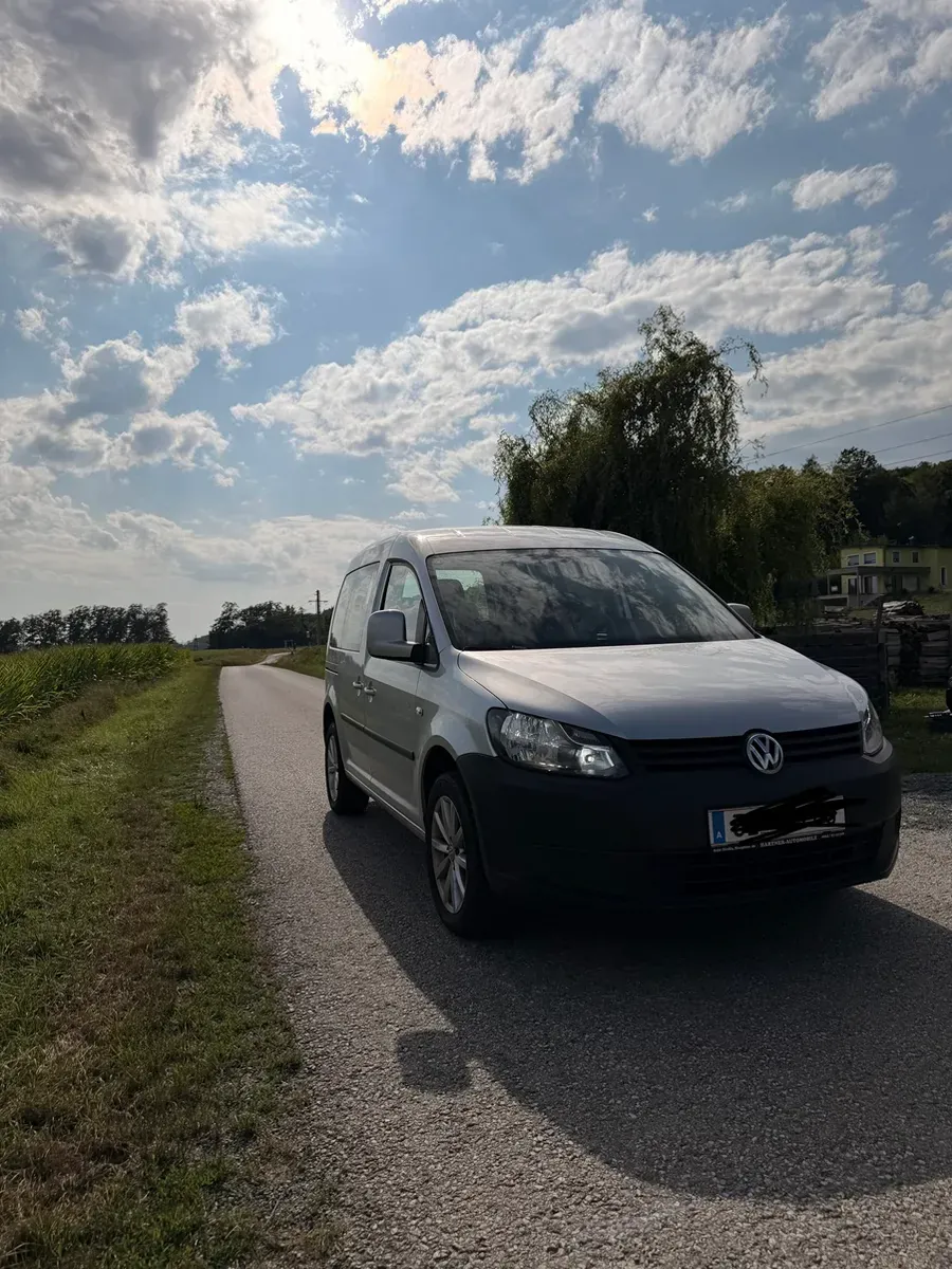 Volkswagen Caddy 2012 photo 3