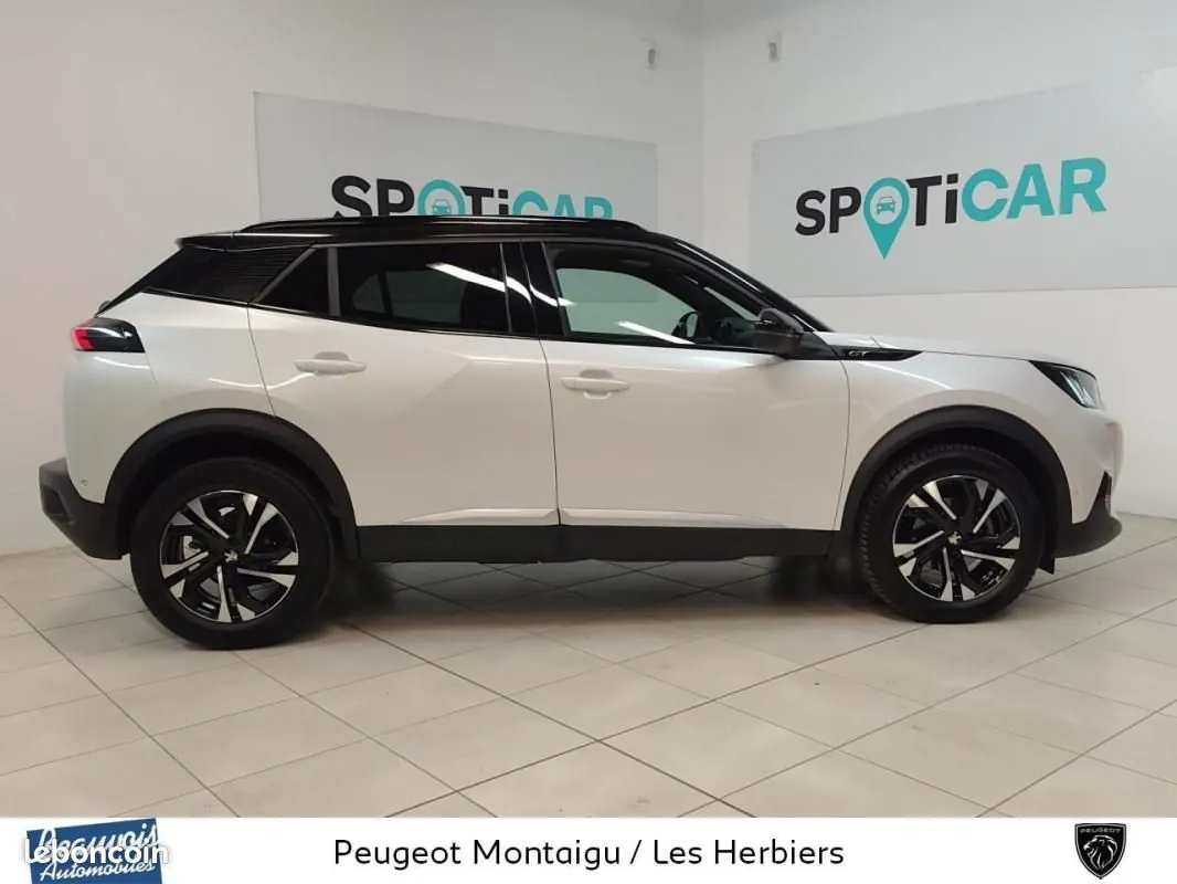 Peugeot 2008 2021 photo 4