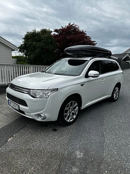 Mitsubishi Outlander 2014 photo 2