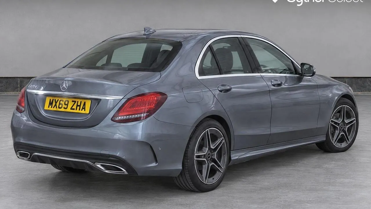 Mercedes-Benz C-Class 2019 photo 4