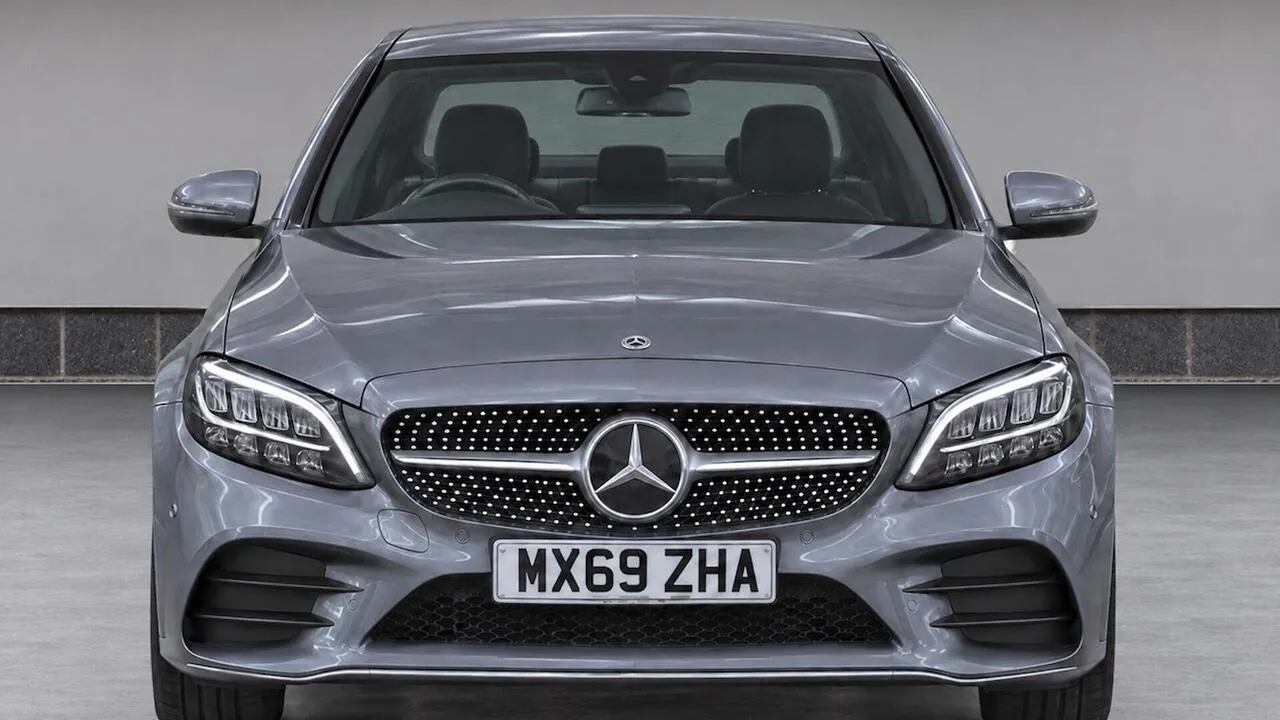 Mercedes-Benz C-Class 2019 photo 5