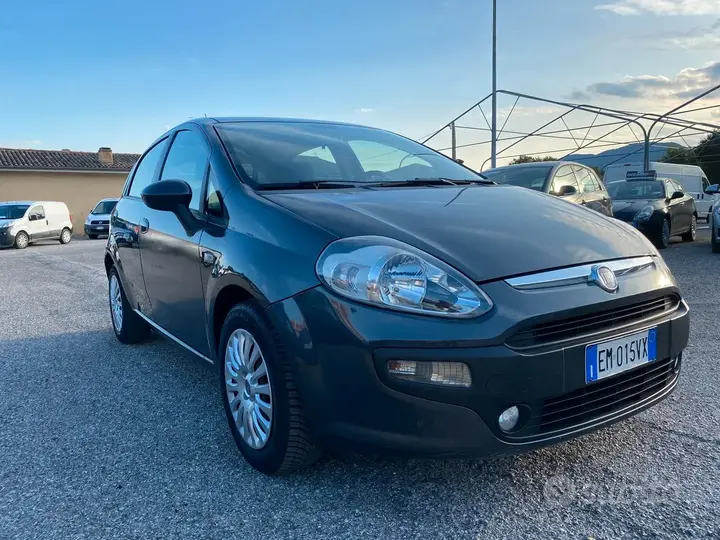 Fiat Punto Evo 2011 photo 3