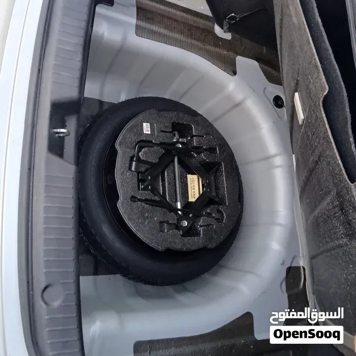 Hyundai Avante 2009 photo 2