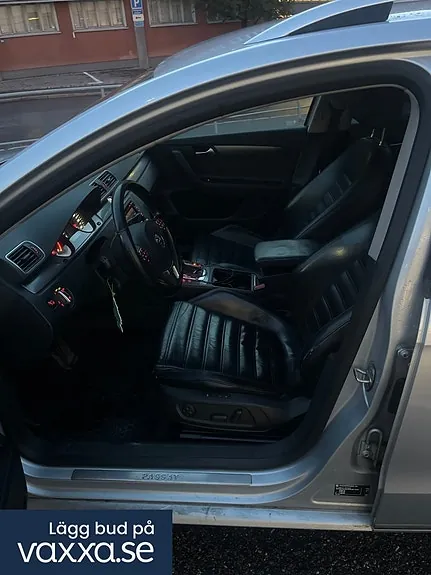 Volkswagen Passat 2012 photo 4