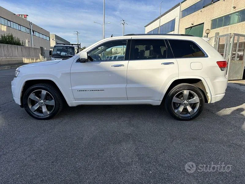 Jeep Grand Cherokee 2013 photo 3