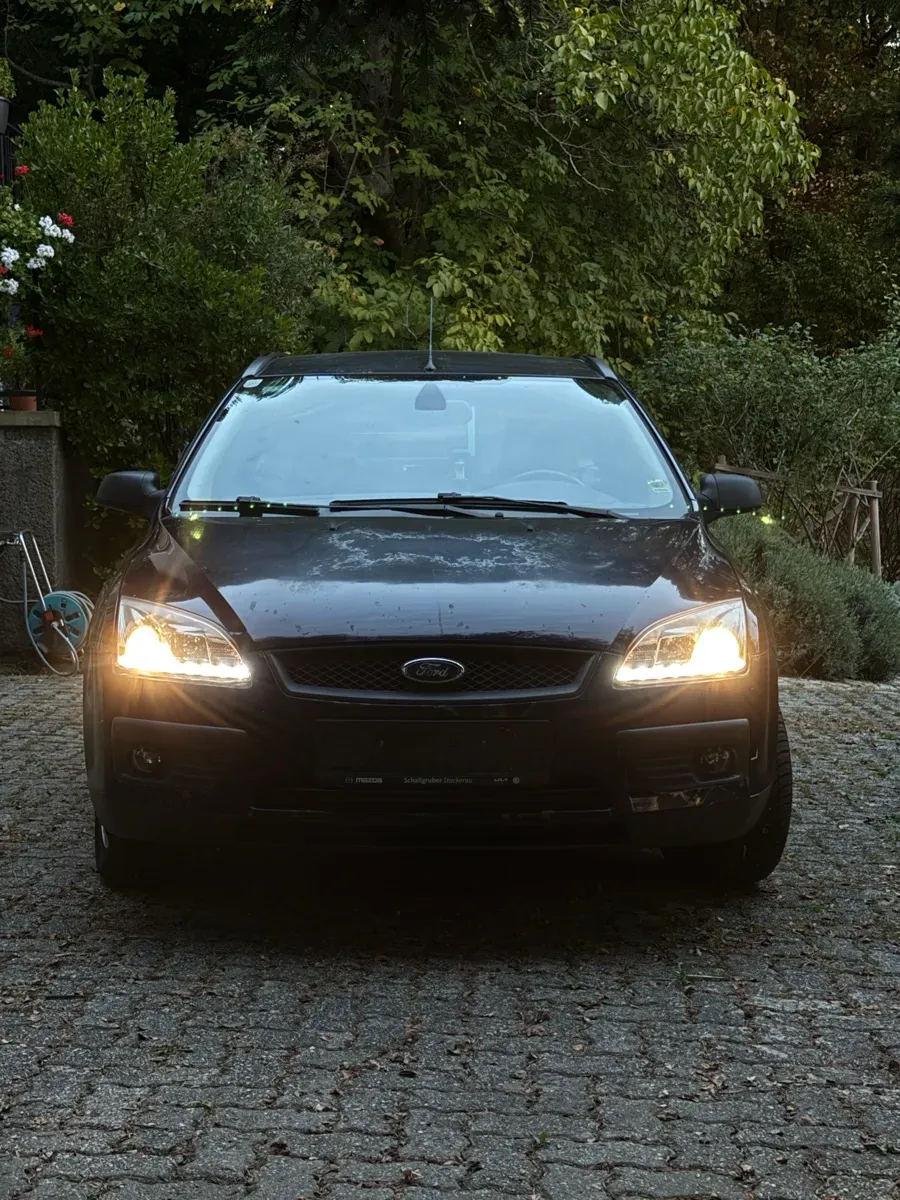 Ford Focus 2005 photo 2