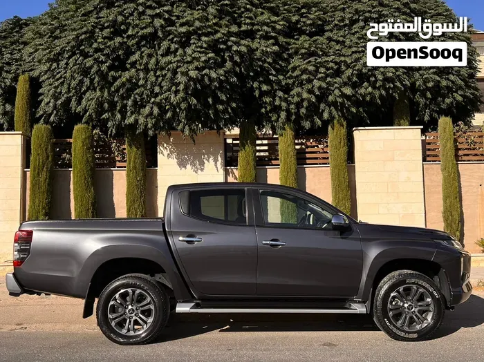 Mitsubishi L200 2022 photo 3