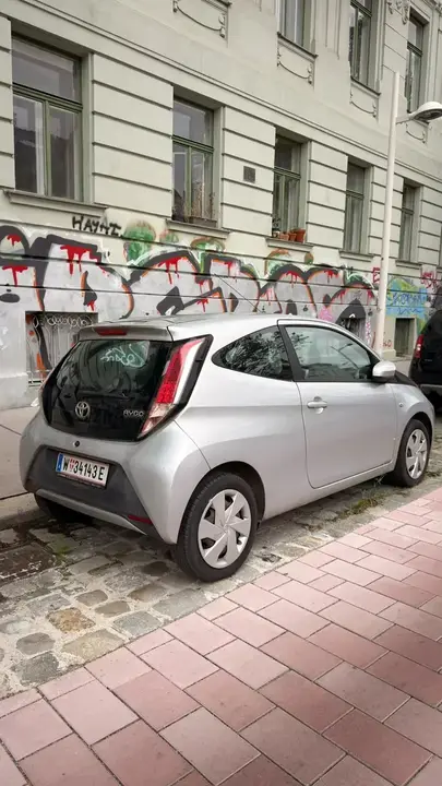 Toyota Aygo 2015 photo 2