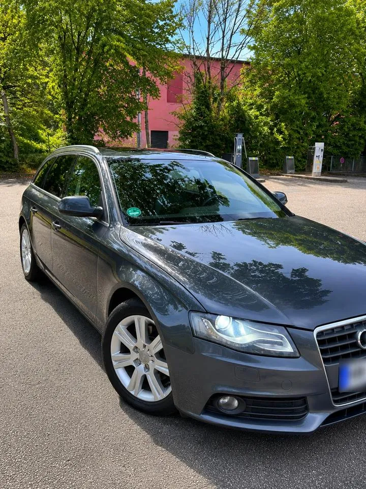 Audi A4 B8
