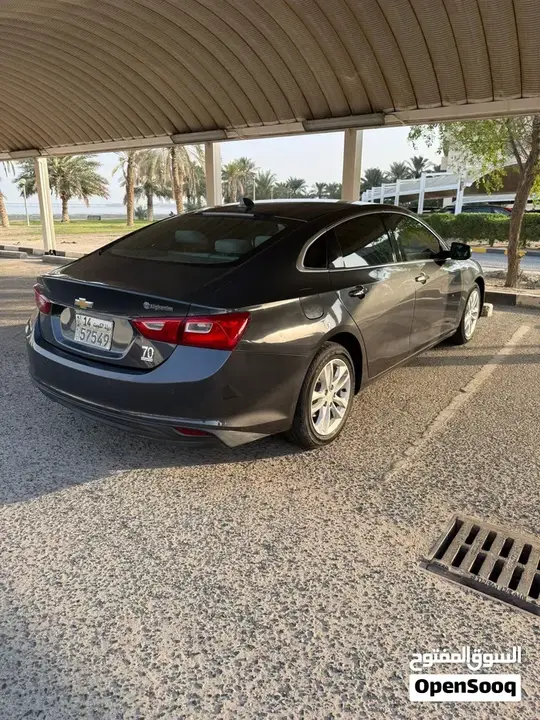 Chevrolet Malibu 2018 photo 2